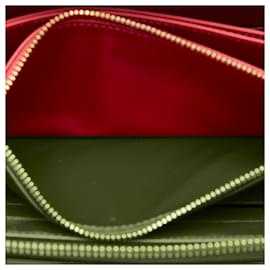 Louis Vuitton-Louis Vuitton Patent Leather Zippy Wallet-Red