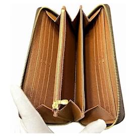 Louis Vuitton-Louis Vuitton Monogram Zippy Wallet M42616-Brown
