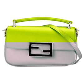 Fendi-Pochette à téléphone Fendi Baguette-Vert clair