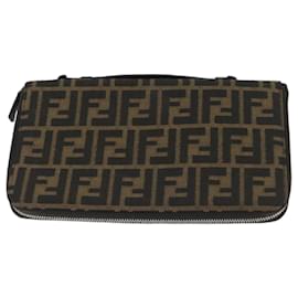 Fendi-FENDI Zucca Canvas Travel Pouch Brown Black gold Auth 99040-Brown,Black,Golden