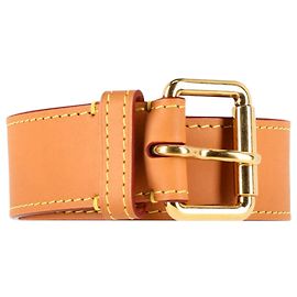 Cinto com fivela Louis Vuitton em couro bege Bege