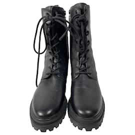 Autre Marque- Porte & Paire Lace-Up Ankle Combat Boots in Black Leather-Black