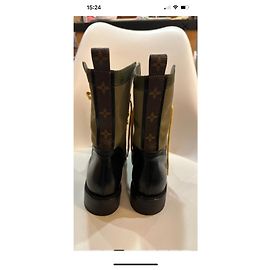Louis Vuitton Metropolis Black Lambskin Ankle Boots Black