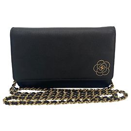 Bolsa Chanel em couro graneado preto Camélia WOC GHW Preto Gold hardware