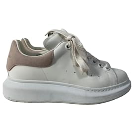 Alexander Mcqueen-Alexander McQueen Oversized Sneakers in White Leather and Suede	-White,Cream