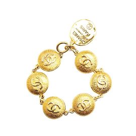 Pulsera de charm de oro chapado Chanel Coco Mark 31 RUE CAMBON Dorado