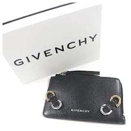 Givenchy-Givenchy Leather Card Holder with Zip-Black