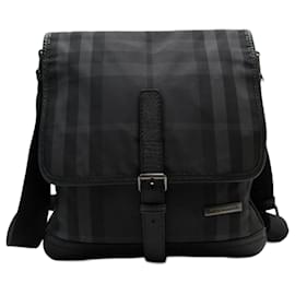 Burberry-Burberry Black Nylon and Leather Shoulder Bag-Black