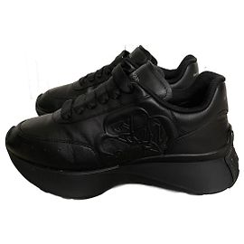 Alexander McQueen Sprint Runner Sneaker Leder Schwarz Schwarz