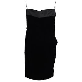 Schulterfreies Mini-Kleid aus schwarzem Samt von Saint Laurent Schwarz