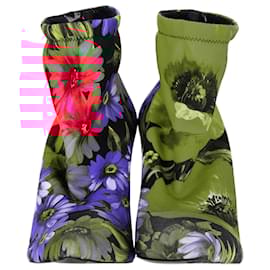 Dolce & Gabbana-Dolce & Gabbana Floral Boots in Multicolor Polyester-Multiple colors