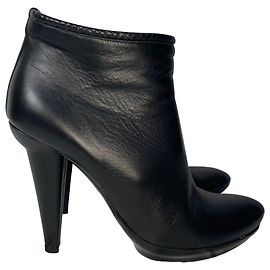 Bottega Veneta Stiefeletten aus schwarzem Leder Schwarz