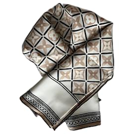 Louis Vuitton-Monogram Flower Tile Silk Square 90-Beige