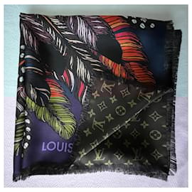 Louis Vuitton-M76144 Love Birds Giant Double Face Square-Dark blue