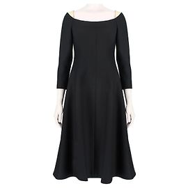 Valentino Garavani Robe bateau élégante noire et crème Valentino Noir