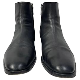 Saint Laurent- Saint Laurent Montaigne Zipped Ankle Boots in Black Leather-Black