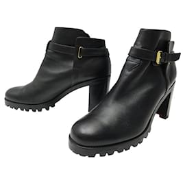 Christian Louboutin-NINE CHRISTIAN LOUBOUTIN COMMUNA 40 LEATHER COMBAT BOOTS-Black
