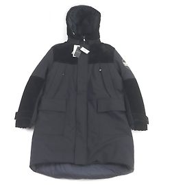 Giorgio Armani NEVE Giacca con cappuccio in velluto di nylon ed elastan Nero