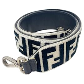 Fendi-Fendi Strap You Shoulder Bag-Black,White