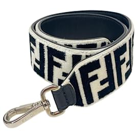 Fendi-Fendi Strap You Shoulder Bag-Black,White
