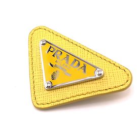 Prada GP Lederbrosche Gelb