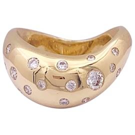 Fred-Fred ring "Mouvementée" in yellow gold, diamonds.-Other