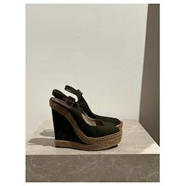 Christian Louboutin-CHRISTIAN LOUBOUTIN Sandales T.EU 38 Tissu-Kaki