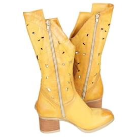 Autre Marque-Vintage Leather Cowboy Boots-Yellow