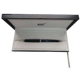 Montblanc mechanical pencil with its box Black