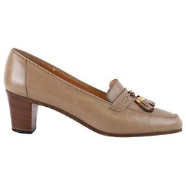Céline Mocasines de cuero Beige