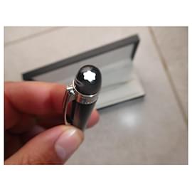 Montblanc-Montblanc Starwalker pen with its box-Black