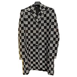 Louis Vuitton Trench Black White