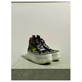 Lanvin-LANVIN Trainers T.EU 37 Cloth-Red