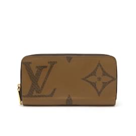 Louis Vuitton-Louis Vuitton Monogram Giant Reverse Zippy Wallet-Brown