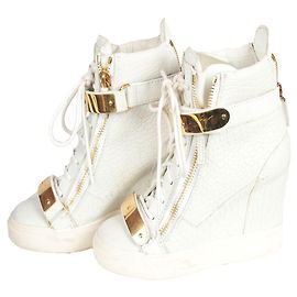Giuseppe Zanotti Weiße Croc-Absatzsneaker Weiß