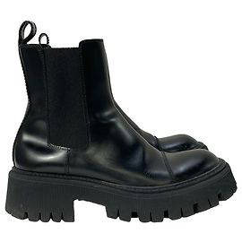 Balenciaga Tractor 20mm Boots in Black Smooth Calfskin Leather Black