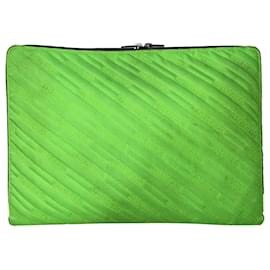 Balenciaga- Balenciaga Logo Explorer Zipped Clutch Bag in Neon Green Nylon-Green