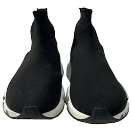 Balenciaga-Balenciaga Logo Sole Speed Sneakers in Black Polyester-Black