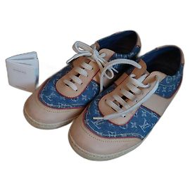 Baskets Louis Vuitton Bleu et Beige en Cuir Bleu Beige