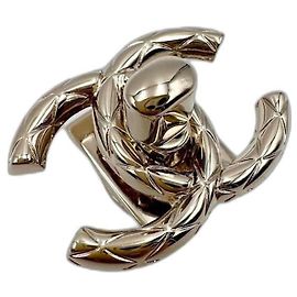CHANEL chiusura  CC turnlock light gold D'oro