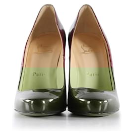 Christian Louboutin-Escarpins en cuir verni bordeaux à bout almond de Christian Louboutin-Rouge,Bordeaux