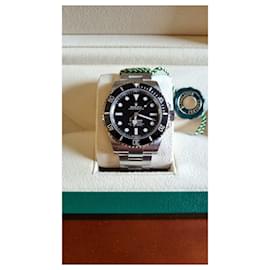 Rolex-Submariner-Green