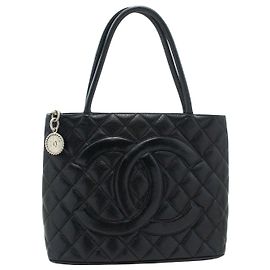 Médaille Chanel Noir