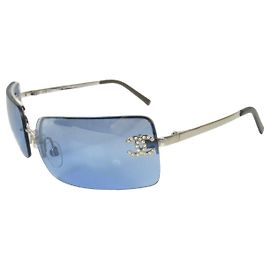 Occhiali da sole Chanel 4104-B Blu Strass Plastica Argento Blu