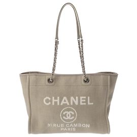 CHANEL Deauville MM Sac Tote Greige Gris
