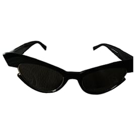 Max Mara-Cat-shaped sunglasses-Black
