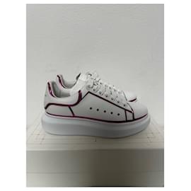 Alexander Mcqueen-Alexander McQueen Oversize Sneakers-White,Fuschia