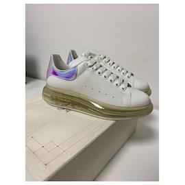 Alexander Mcqueen-Alexander Mcqueen Oversize Sneakers-White