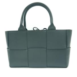 Bottega Veneta-Bottega Veneta Arco Tote Bag-Black