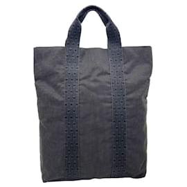 Hermès-Sac fourre-tout en toile nylon gris Hermes-Marron